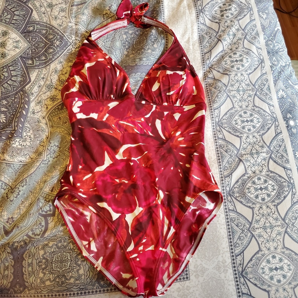 One piece swimsuit